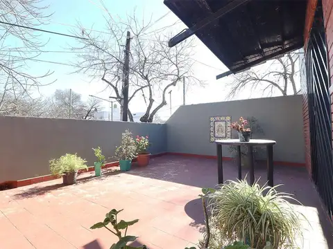 VENTA PH FLORES ENTRADA INDEPENDIENTE PATIO Y TERRAZA – APTO CREDITO Y SIN EXPENSAS 