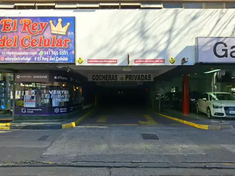Cochera en Centro. Bajas expensas. Paraguay 840, Rosario.