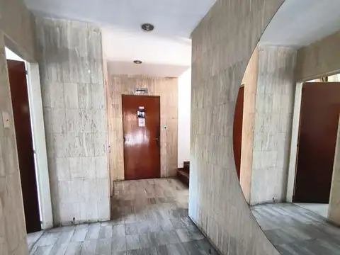 Oficina 3 ambientes con 1 baño