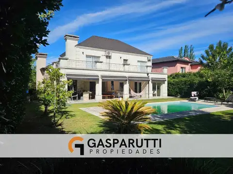 Casa en Venta en Septiembre con Pileta!