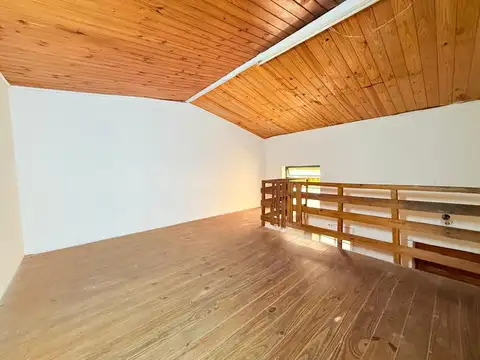 Depto Tipo Casa en Alquiler de 1 dormitorio