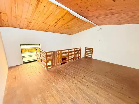 Depto Tipo Casa 2 ambientes con 1 baño