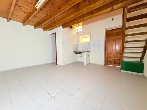 Depto Tipo Casa en Alquiler al Oeste