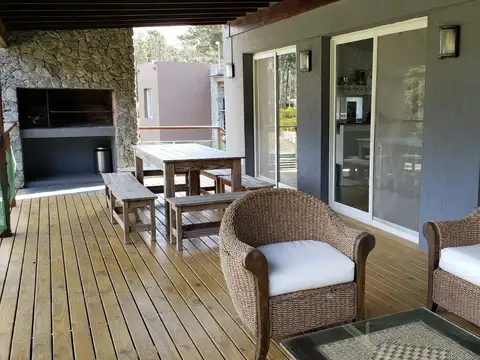Casa en Alquiler Temporal en Costa Esmeralda, USD 6.000