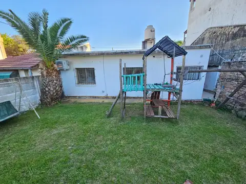 PH 4 AMB AL FRENTE CON GARAGE Y PATIO, TODO EN PLANTA BAJA