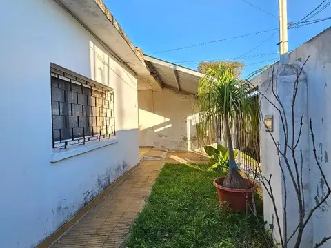 Depto Tipo Casa en Alquiler de 4 ambientes