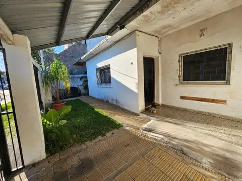 PH 4 AMB AL FRENTE CON GARAGE Y PATIO, TODO EN PLANTA BAJA