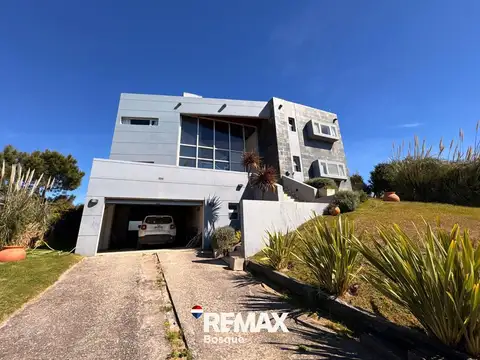 CASA EN VENTA COSTA ESMERALDA, GOLF 1, LOTE 133