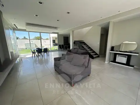 Casa en Venta de 6 dormitorios