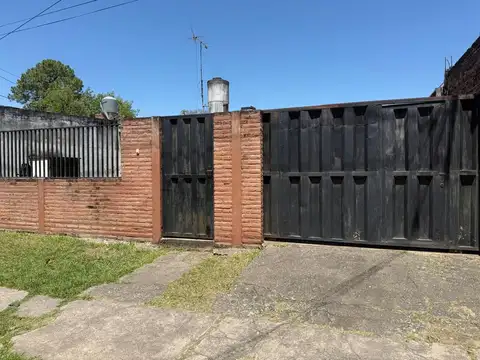 VENTA CASA 3 DORM EN BARRIO OSTE I