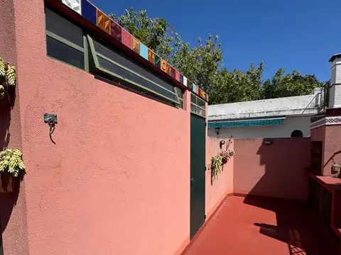 Depto Tipo Casa en Alquiler Temporal en Chacarita, USD 1.200