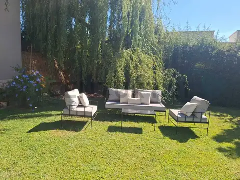 Casa 6 ambientes con 3 baños