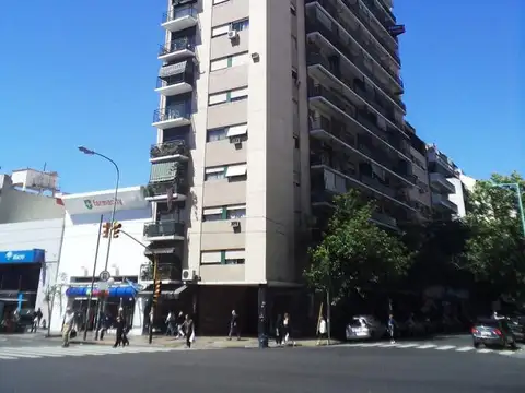 Avenida Cabildo 900