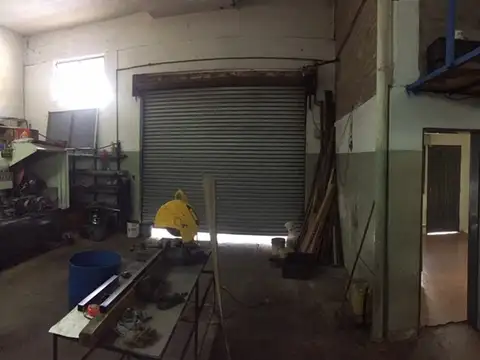 Galpon en Venta 12  mts Frente