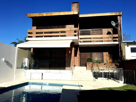CASA EN ALQUILER EN MARTINEZ
