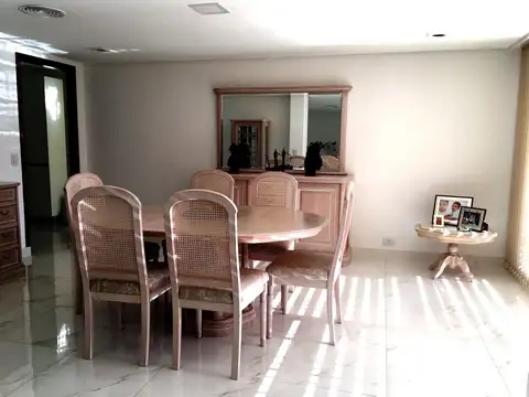 Casa en Venta en Martinez Libertador / Rio, USD 775.000