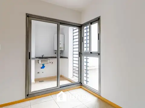 3 de Febrero 300, Piso 04