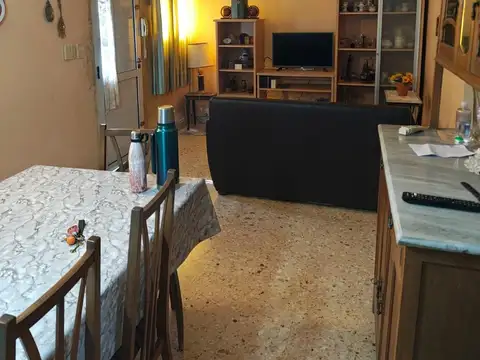 casa interna por pasillo 2 dormitorio y patio