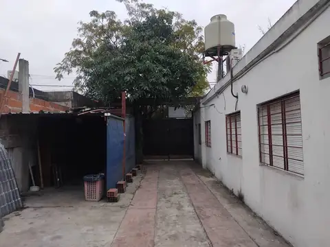 Galpon en Alquiler 35  mts Fondo