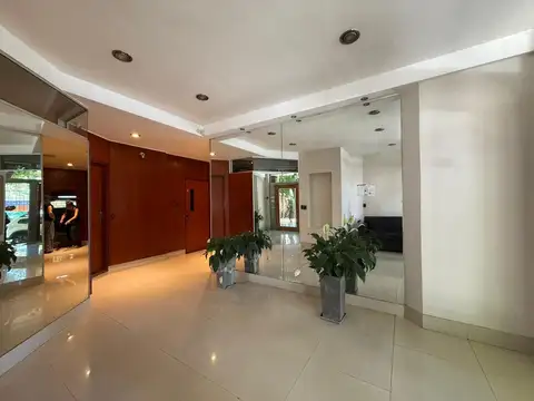 Departamento 7 ambientes con 3 baños