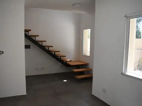 Casa en Alquiler de 3 dormitorios