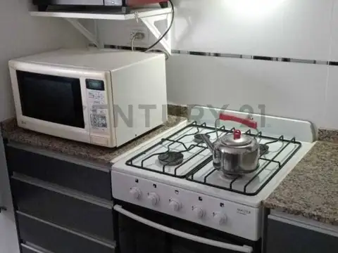 los retamos 2200, Piso 0