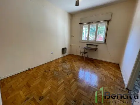 Ph tipo casa de 3 amb al fte con patio y entrada de vehiculo