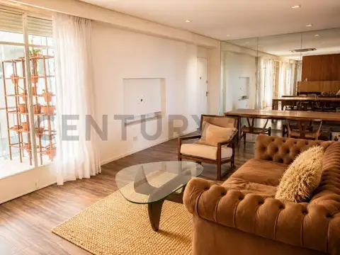 Casa en Alquiler con 1 cochera