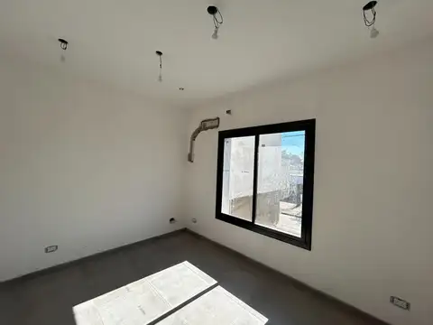 Depto Tipo Casa 3 ambientes con 1 baño