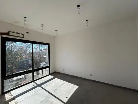 Depto Tipo Casa en Venta en José Mármol, USD 129.900