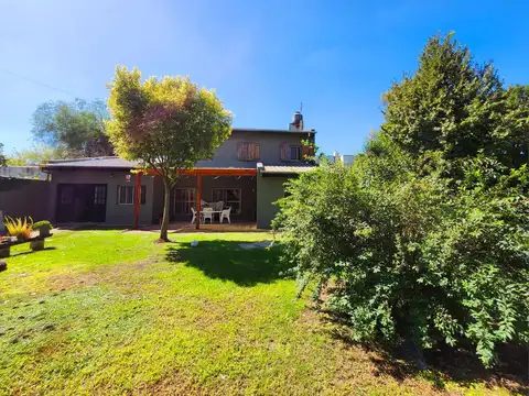 VENTA CASA 4 AMBIENTES MAS LOTE DE VICHENZO  PILAR