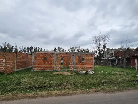 VENTA LOTES DE TERRENOS CON MEJORAS FRANCISCO ALVAREZ BARRIO LA ESPERANZA  PLAN CUOTAS EN PESOS