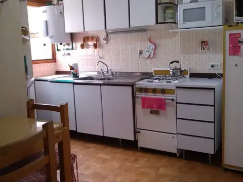 DEPARTAMENTO DE 3 AMBIENTES CON COCHERA EN PUNTA MOGOTES !