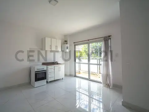 Blas Parera 1400, Piso 1