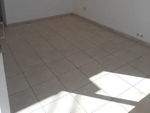 Cesar H Malnatti 2200