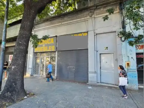 Alquiler de Edificio Comercial en Av Rivadavia 7800  Floresta