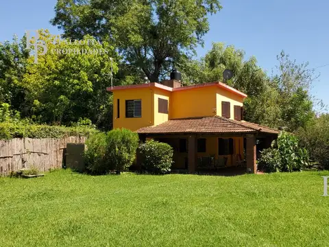 Hermosa casa en Dique Lujan sobre doble lote