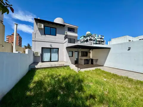 Casa céntrica en Escobar   -   ID 4312