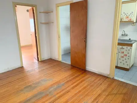 DEPARTAMENTO DE 2 AMBIENTES AL FRENTE