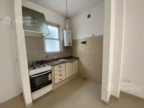 PH 3 Amb. con Patio a 3/c de Av. Maipú en Vte. López