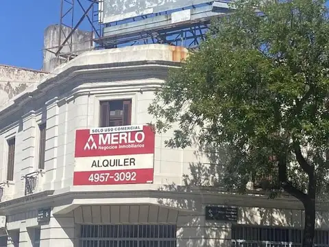 Avenida Vélez Sarsfield 100