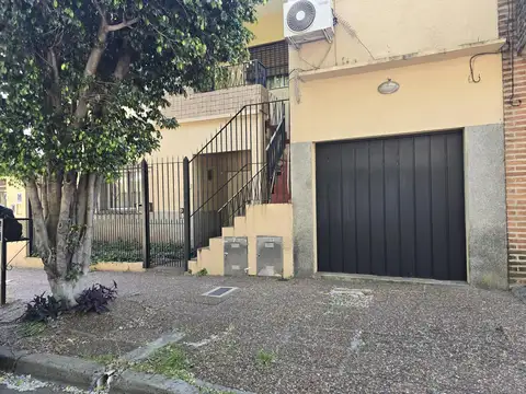 VENTA PH 3 AMBIENTES EN VILLA ADELINA
