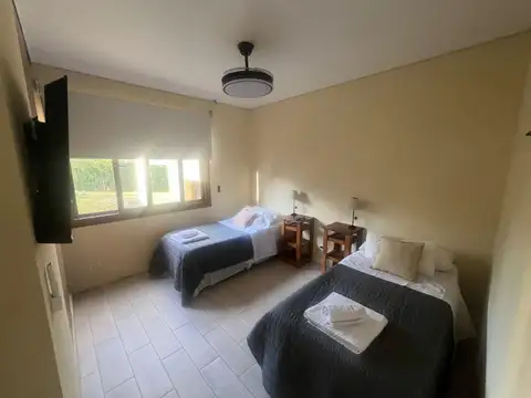 CASA EN VENTA EN COUNTRY POTRERILLO DE LARRETA ALTA GRACIA - 4 DORMITORIOS CON PILETA APTO CREDITO-