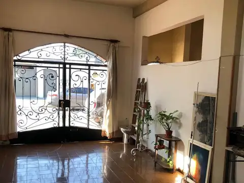 hermosa y amplia casa en San Lorenzo