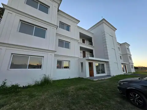 Departamento  en Alquiler en Pinares CC, Exaltación de la Cruz, G.B.A. Zona Norte