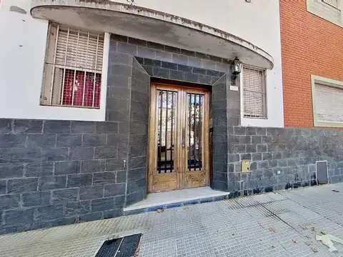 VTA PH 2 AMB C/PATIO en Parque Chacabuco