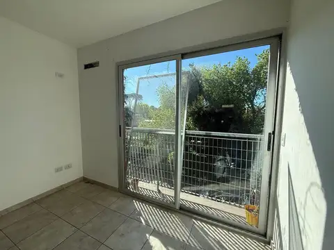 VENTA DUPLEX TERRAZA PROPIA MORENO APTO CREDITO