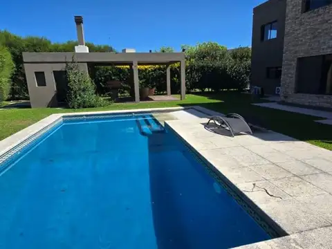Avenida Italia 5000