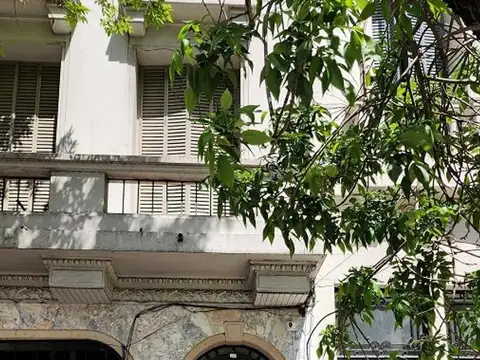 Rivadavia 1900, Piso 5