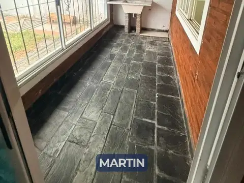 Casa en alquiler en Villa de Mayo